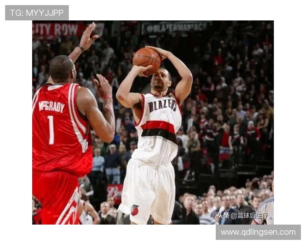 小牛队与开拓者传奇球星罗伊的巅峰对决回顾与分析